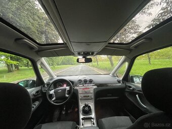 Ford Galaxy Ghia 2.0tdci 7 míst - 5