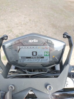 Aprilia Shiver 900 - 5