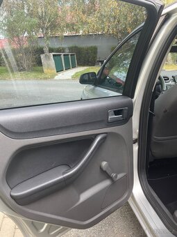 Ford focus 1.9tdci kombi - 5