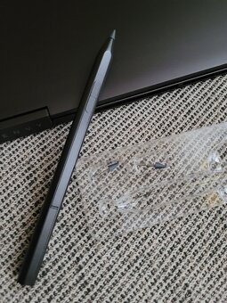 Notebook Envy s příslušenstvím Stylus zn. HP - 5