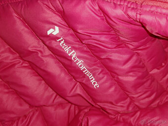 Dámská péřová bunda Peak Performance vel. M - 38 - 5