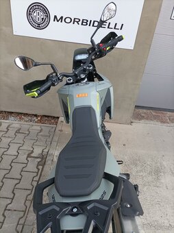 Benelli BKX 125 - 5