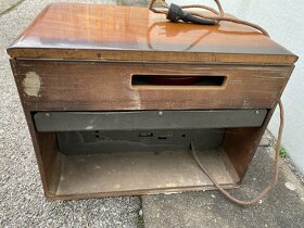 Rádio s gramofonem TESLA Dirigent 1001A - 5