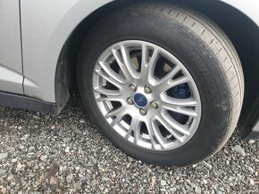 Ford C-Max Grand,Diesel, 7Míst ,navigace.Titanium,tempomat - 5
