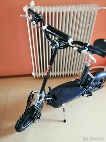 Prodej elektrické koloběžky VeGA Xtrem CROSS 1000 - 5