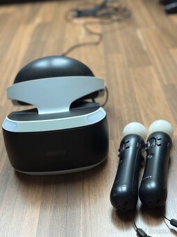 PlayStation 4 + PS VR + 2x DualShock + 2x Move + 24 her - 5