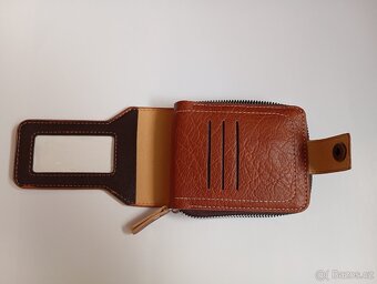 Peněženka uzavíratelná na zip - 5