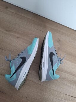 Nike dámské tenisky 39 - 5