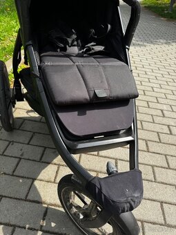 Thule Urban glide 2 černý - 5