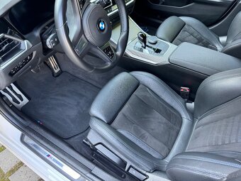 BMW 330e xDrive Touring M Sport (G21) – r.v. 2021, záruka do - 5