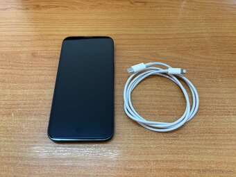 Apple iPhone 13 - 128GB - Black - 5