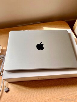 MacBook Pro 14” M1 Pro 2021 - výkonnější varianta - 5