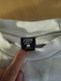 Mix dámského oblečení - 5