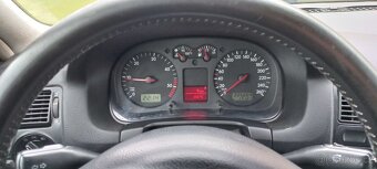 Volkswagen GOLF 4 1.9 TDI 96kw 4x4 - 5