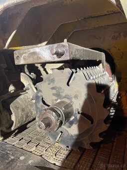 Rozmítací pila PKSN 32B - 5