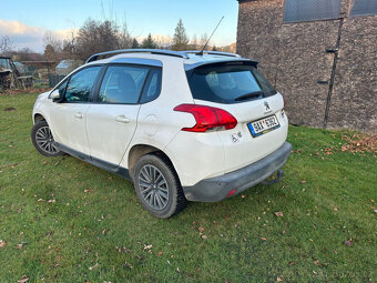 Peugeot 2008 - 5