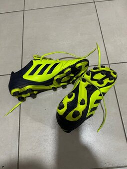 Kopačky ADIDAS 42,5 - 5