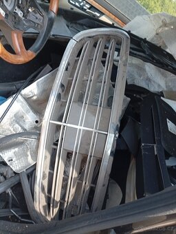 Prodám náhradní díly na mercedes w221 - 5