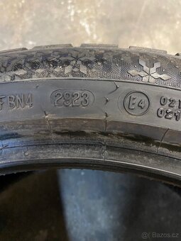 Pneu 245/40R18 97V - 5
