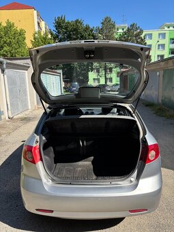 Daewoo Lacetti 1.4 - rok 2004 - 5