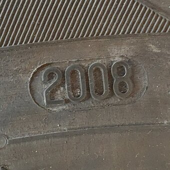 Zimní pneumatiky Barum 165/70 R14 č. AP39 - 5