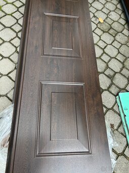 Panely/lamely na sekční garážová vrata . - 5