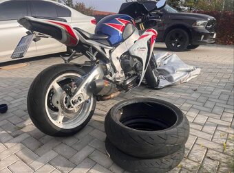 Honda CBR 1000RR - 5
