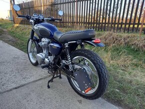 Kawasaki W 800 - 5