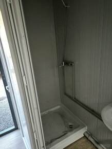 Obytný kontejner o rozměru 12x3m. se soc. zařízením - 5