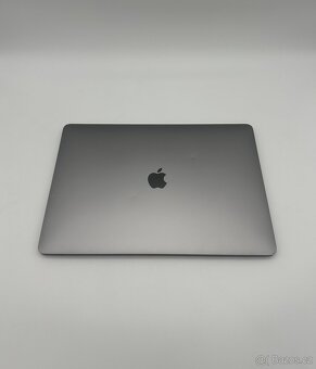 MacBook Pro 15" 2019 16/256GB Space Gray + ZÁRUKA - 5