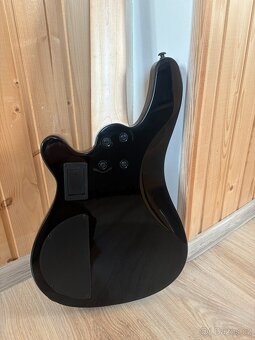 Baskytara 5 strun, bezpražec - 5