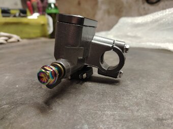 Pumpy/páky brzda, spojka - 5