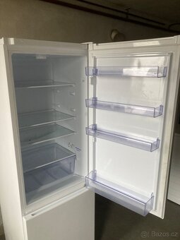 Lednice včetně mrazáku - 5