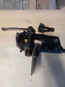 Malý svěrák plus svorka - 5