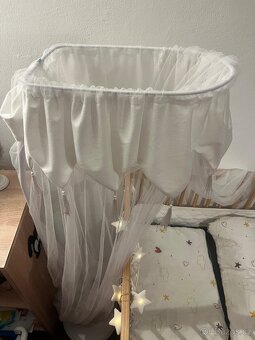 Dětská dřevěná postýlka - 5