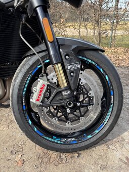Triumph Speed Triple 1050 RS - 5