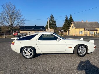 Porsche 928 S4 r.v.1988 Sleva 400000 Kč - 5