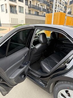 Toyota Camry 2.5 Hybrid - 5