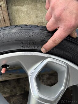 Alu kola Ford s pneu 235/45r19 5x108 r19 - 5