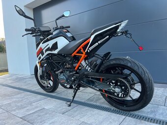 KTM Duke 125 - 5