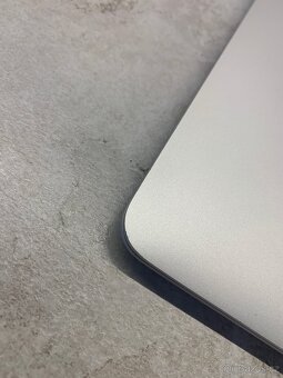 Apple MacBook Air 13” 2019 - 5