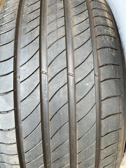 Pneu 235/45/20 Michelin - 5
