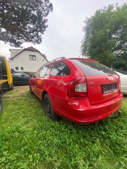 Škoda Octavia 2001 1.6 77KW - 5
