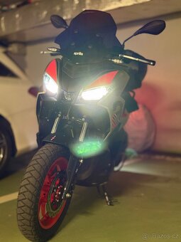 🛵 Aprilia SR GT 125 Sport 2025 – TOP stav, 1.100 km, záruka - 5