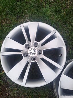 Alu kola 5x112 Škoda Superb III R18 - 5