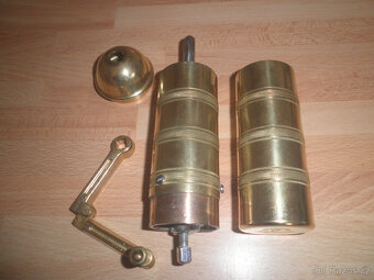 Mlýnek na kávu - 5