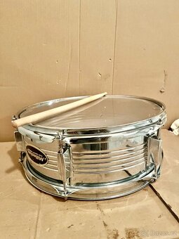 Buben na fandění - 5