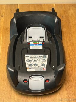 Stokke BeSafe IZI Go + báze - 5