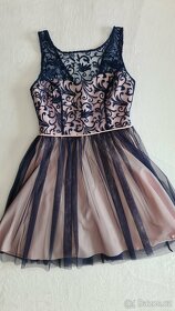 Společenské šaty // vel.40 - 5