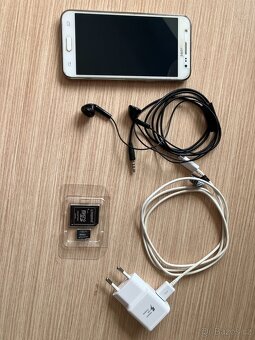 Samsung J5 J500 bílý - 5